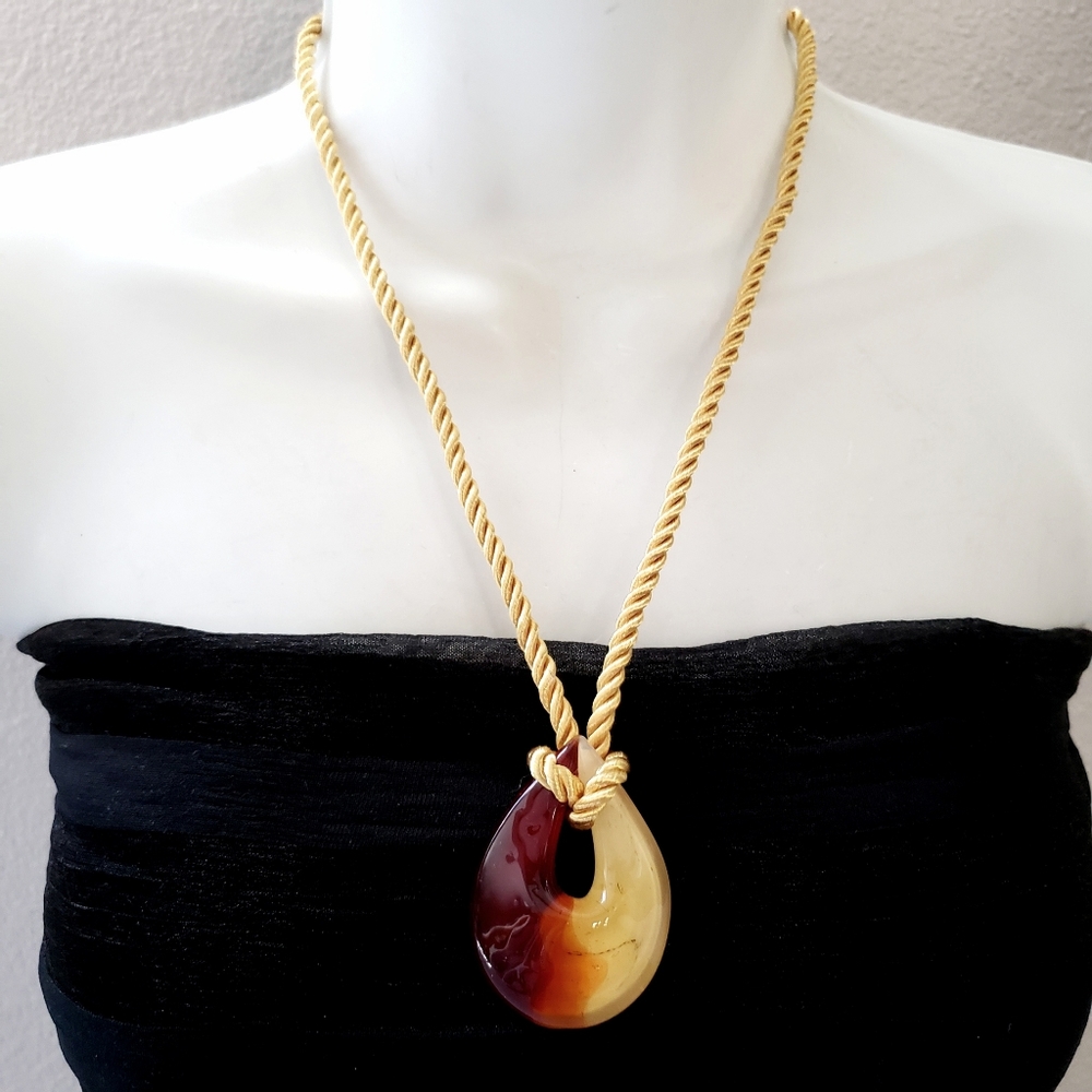 NEW La Dolce Open Teardrop Unique Hand-blown glass pendant necklace